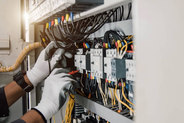 Best Licensed Electrician  in Junction City, KY